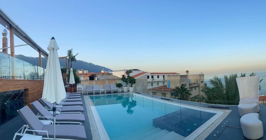 Hotel for sale in Jounieh – Jounieh