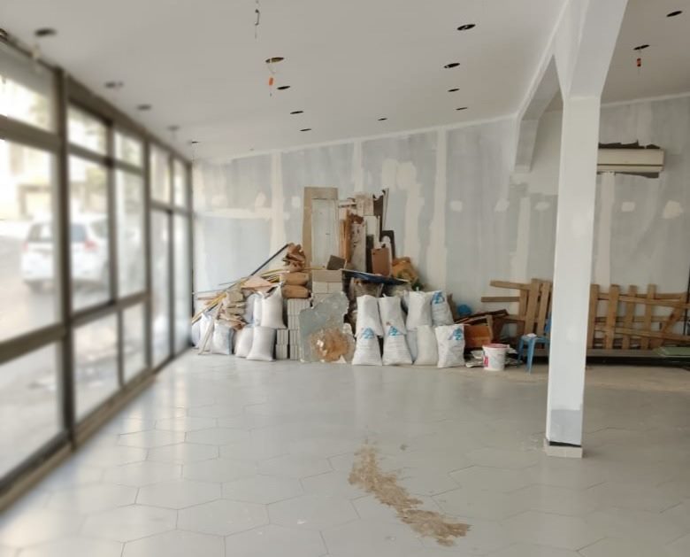 Restaurant for rent in Adonis